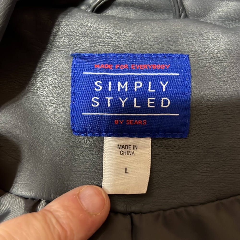 Simply styled jacket. - Picture 6 of 7